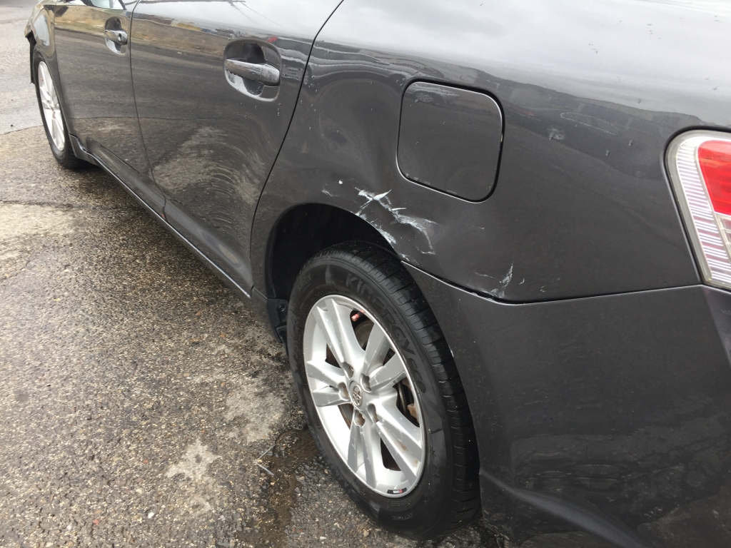 TOYOTA AVENSIS 2.0 D4D 126CV