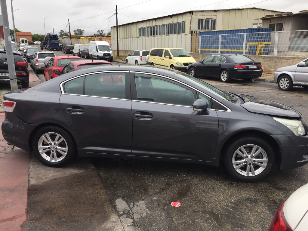 TOYOTA AVENSIS 2.0 D4D 126CV