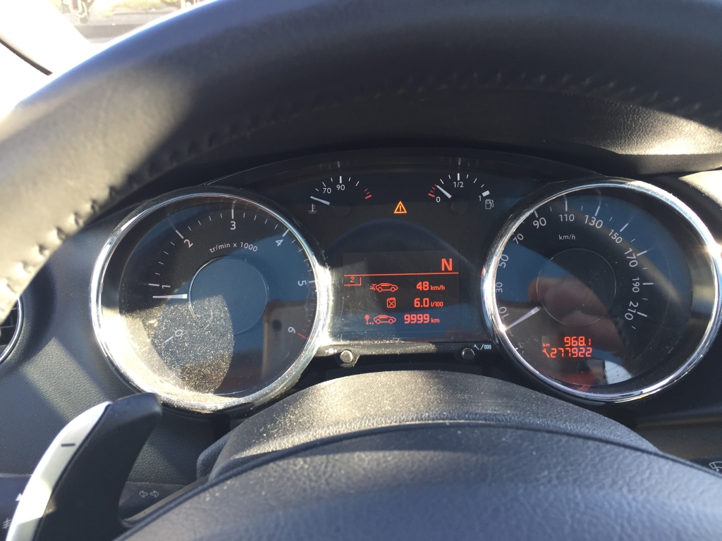 PEUGEOT 3008 1.6 HDI 112CV AUT