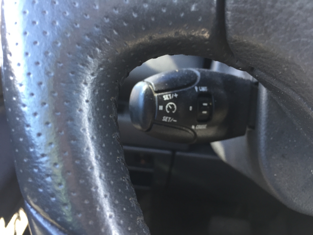 PEUGEOT 3008 1.6 HDI 112CV AUT