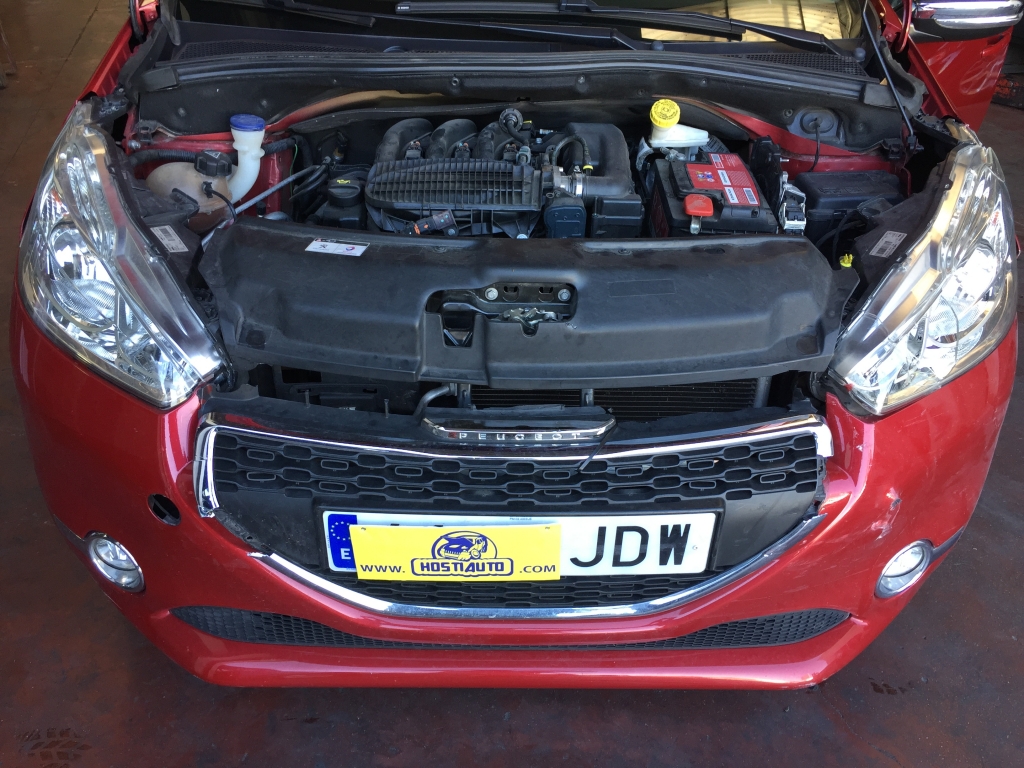 PEUGEOT 208 1.2 INY 82CV
