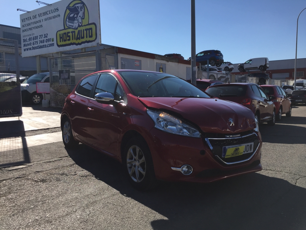 PEUGEOT 208 1.2 INY 82CV