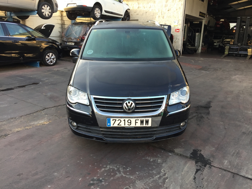 VOLKSWAGEN TOURAN 2.0 TDI 140CV DSG