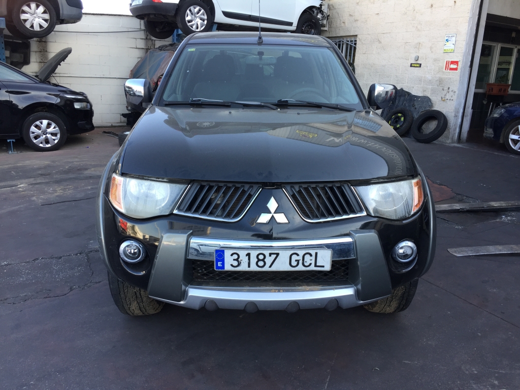 MITSUBISHI L-200 2.5 DI-D 167CV