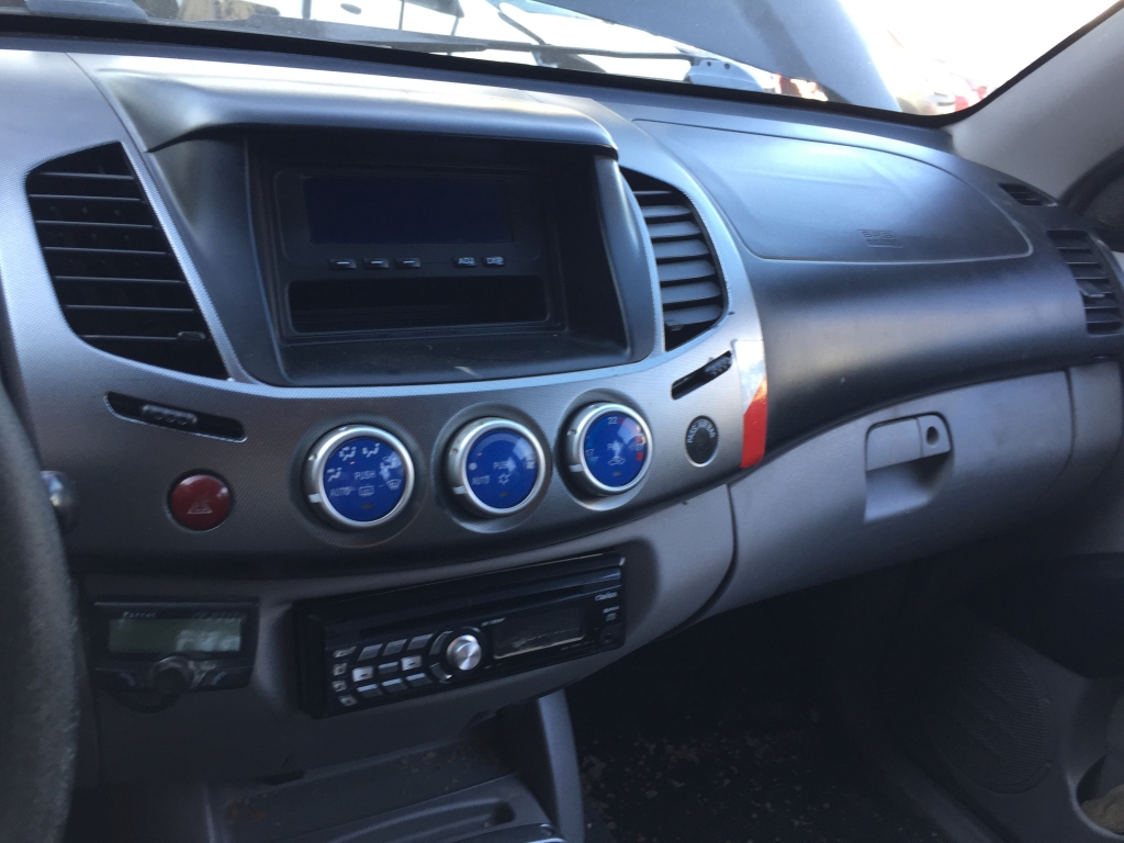 MITSUBISHI L-200 2.5 DI-D 167CV