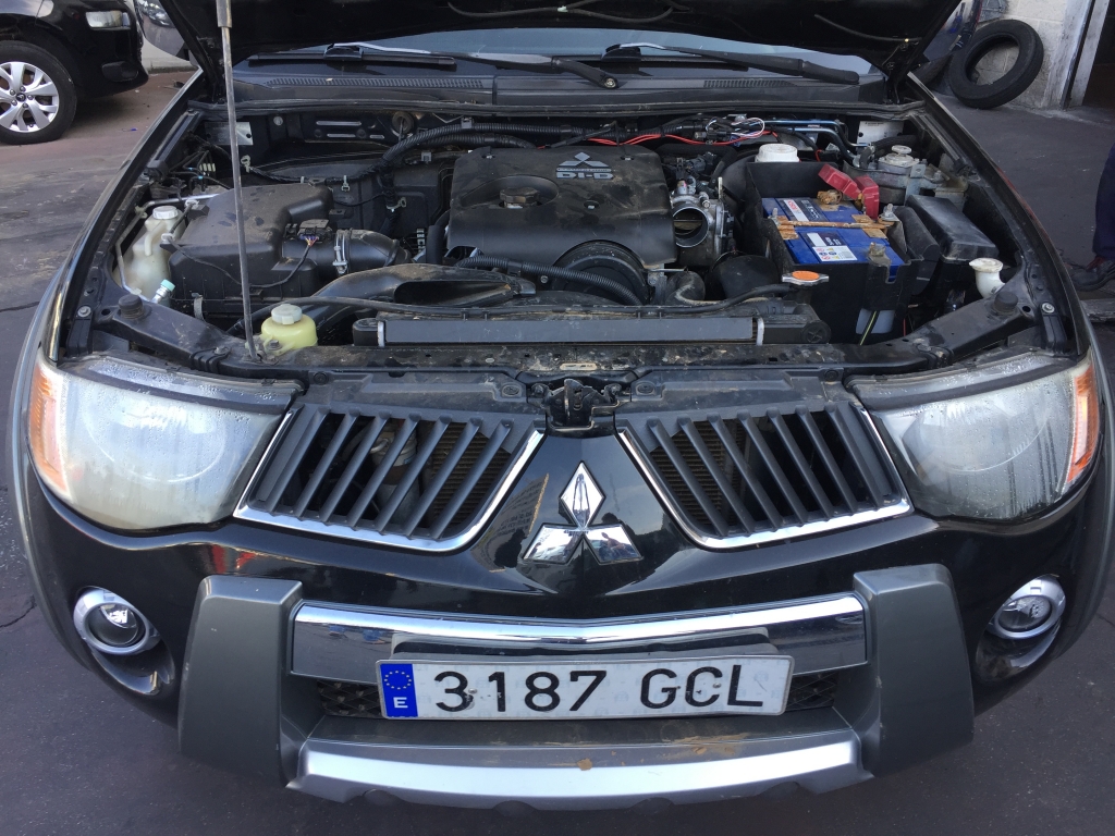 MITSUBISHI L-200 2.5 DI-D 167CV