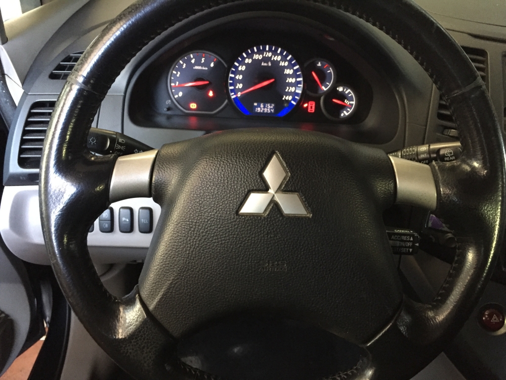 MITSUBISHI GRANDIS 2.0 DI-D 136CV 7 PLAZAS