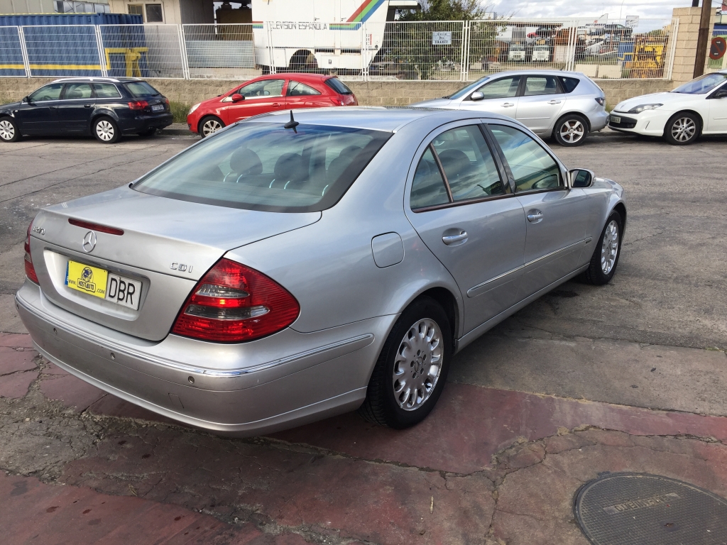 MERCEDES BENZ E-270 CDI 177CV AUT