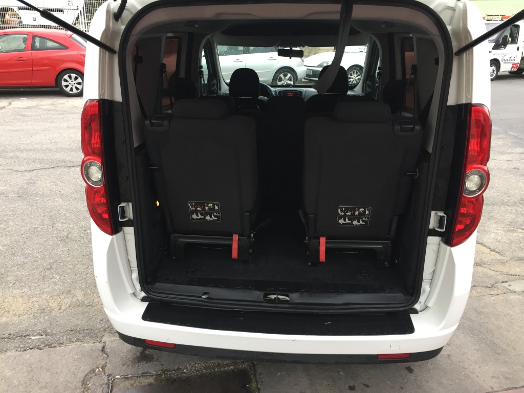 OPEL COMBO 1.6 CDTI 90CV 7 PLAZAS AUT