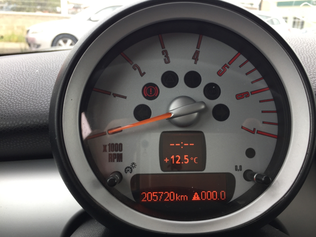 MINI COOPER 1.6 D 109CV AUT
