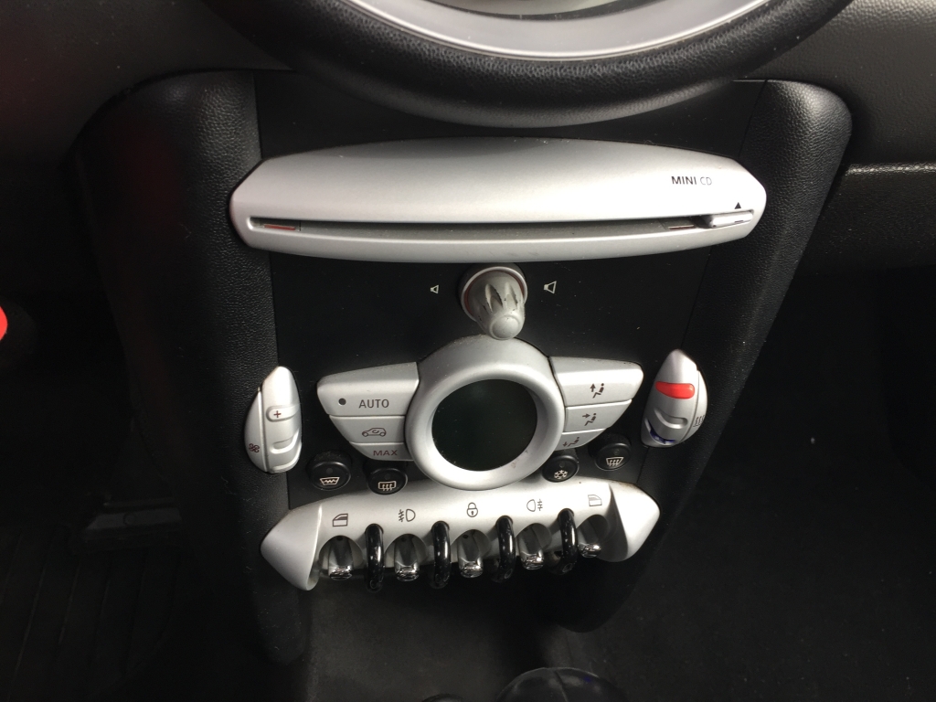 MINI COOPER 1.6 D 109CV AUT
