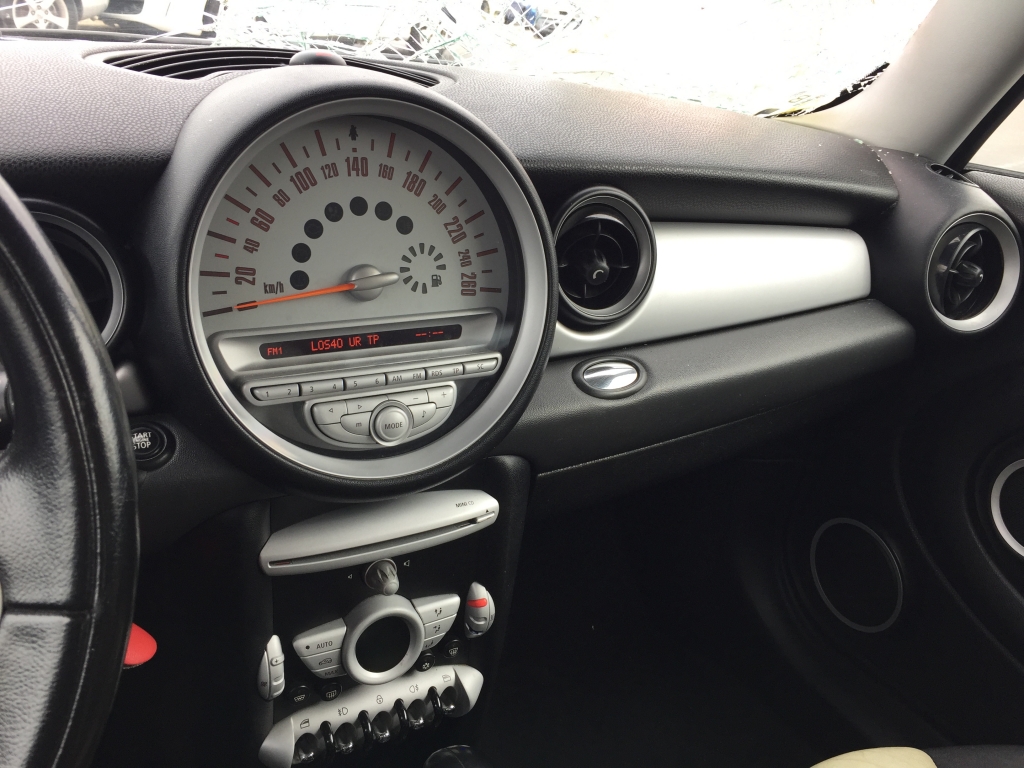 MINI COOPER 1.6 D 109CV AUT