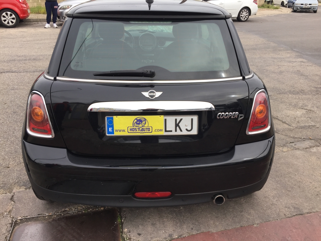 MINI COOPER 1.6 D 109CV AUT