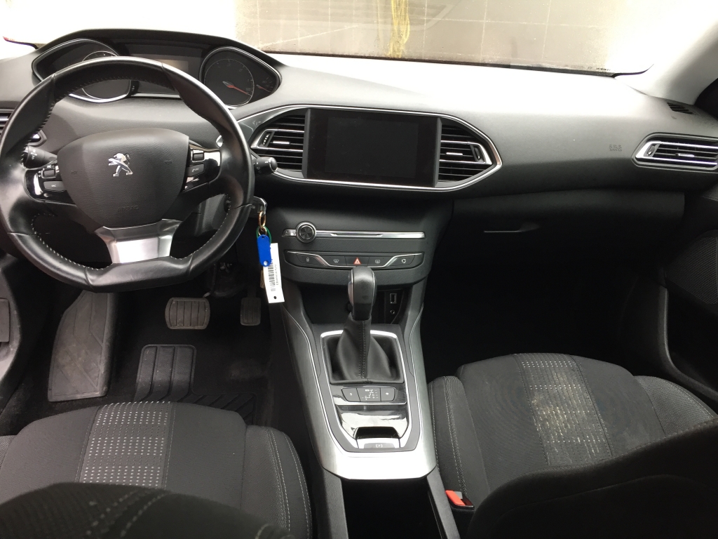 PEUGEOT 308 2.0 HDI 150CV AUT