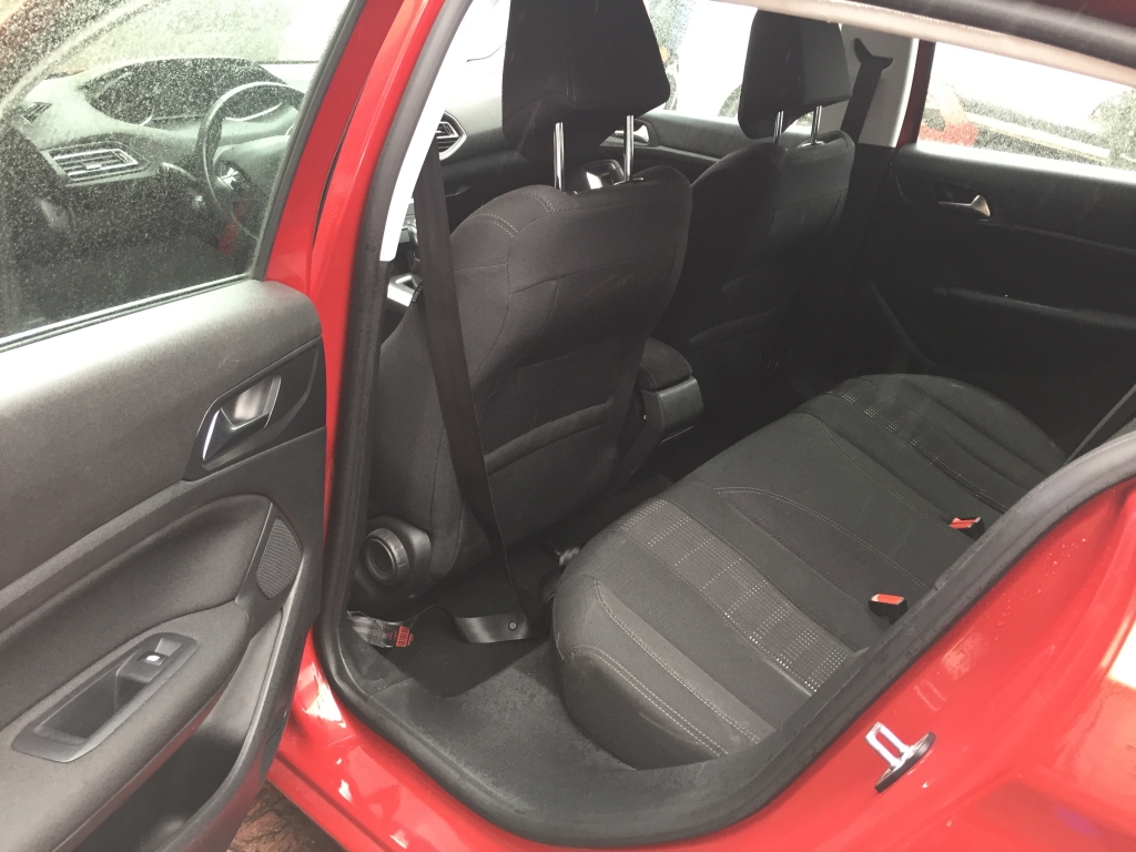 PEUGEOT 308 2.0 HDI 150CV AUT