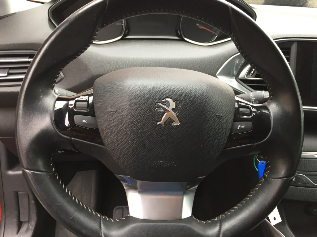 PEUGEOT 308 2.0 HDI 150CV AUT