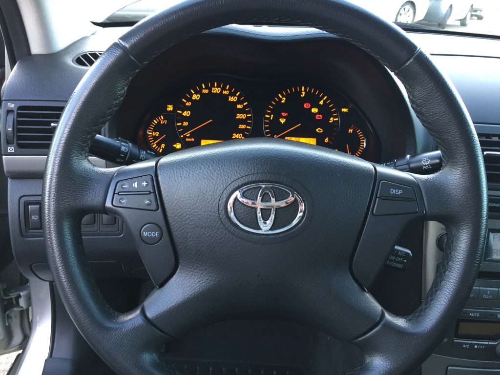 TOYOTA AVENSIS 2.0 D4D 126CV