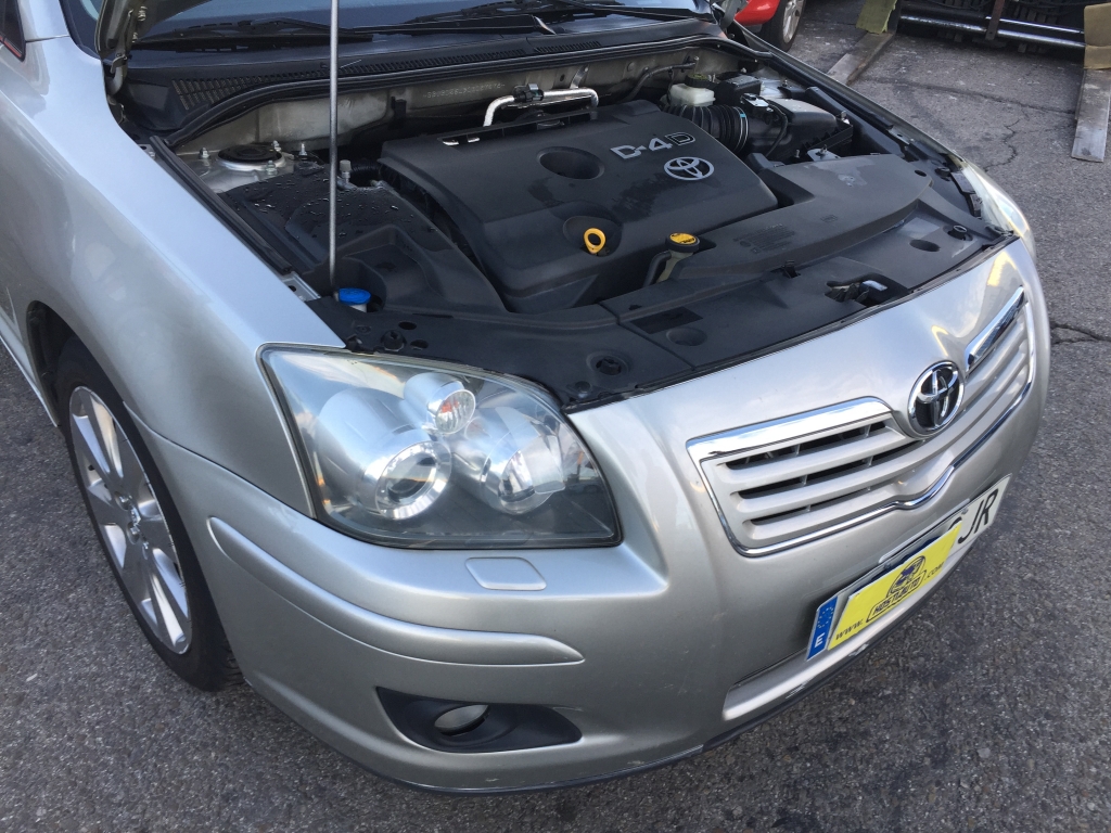 TOYOTA AVENSIS 2.0 D4D 126CV
