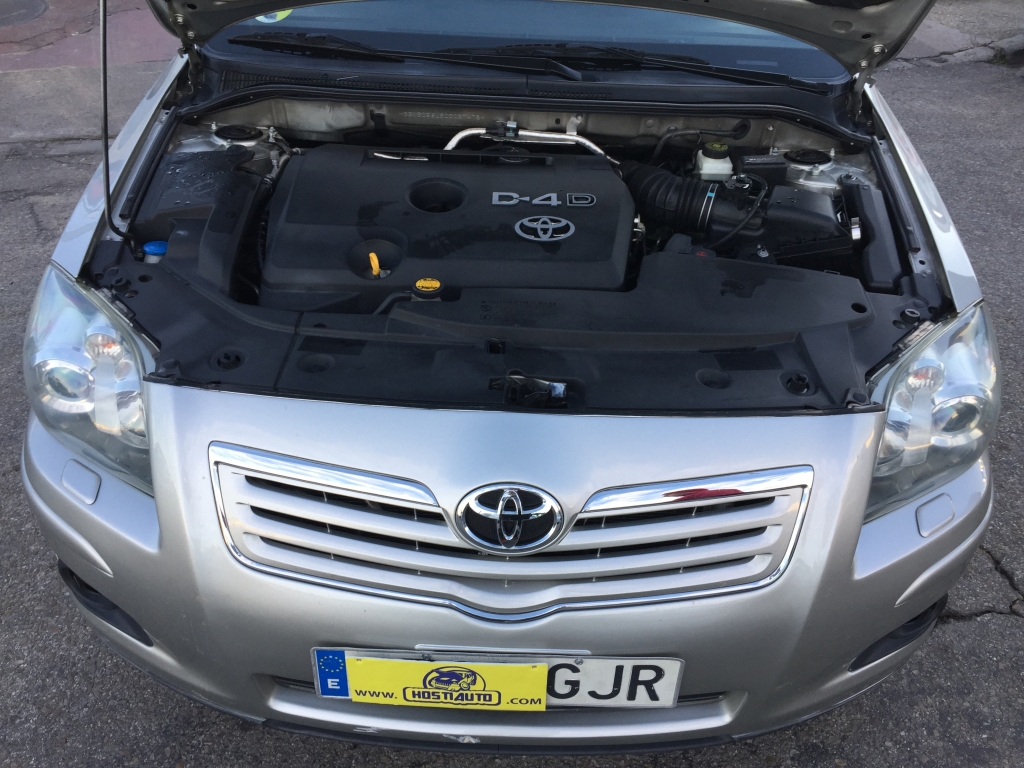 TOYOTA AVENSIS 2.0 D4D 126CV
