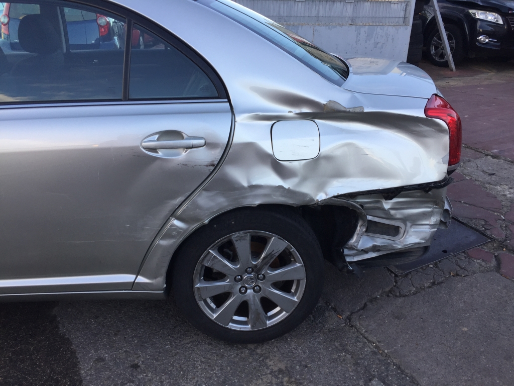 TOYOTA AVENSIS 2.0 D4D 126CV