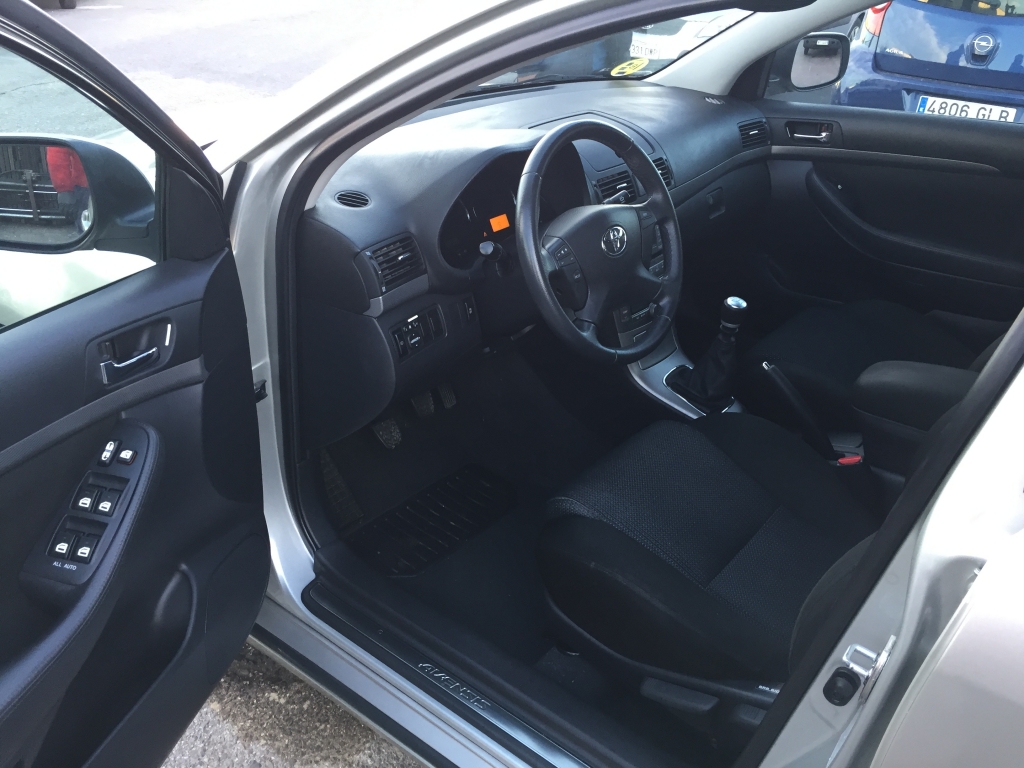 TOYOTA AVENSIS 2.0 D4D 126CV