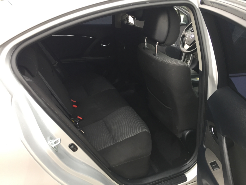 TOYOTA AVENSIS 1.6 INY 132CV