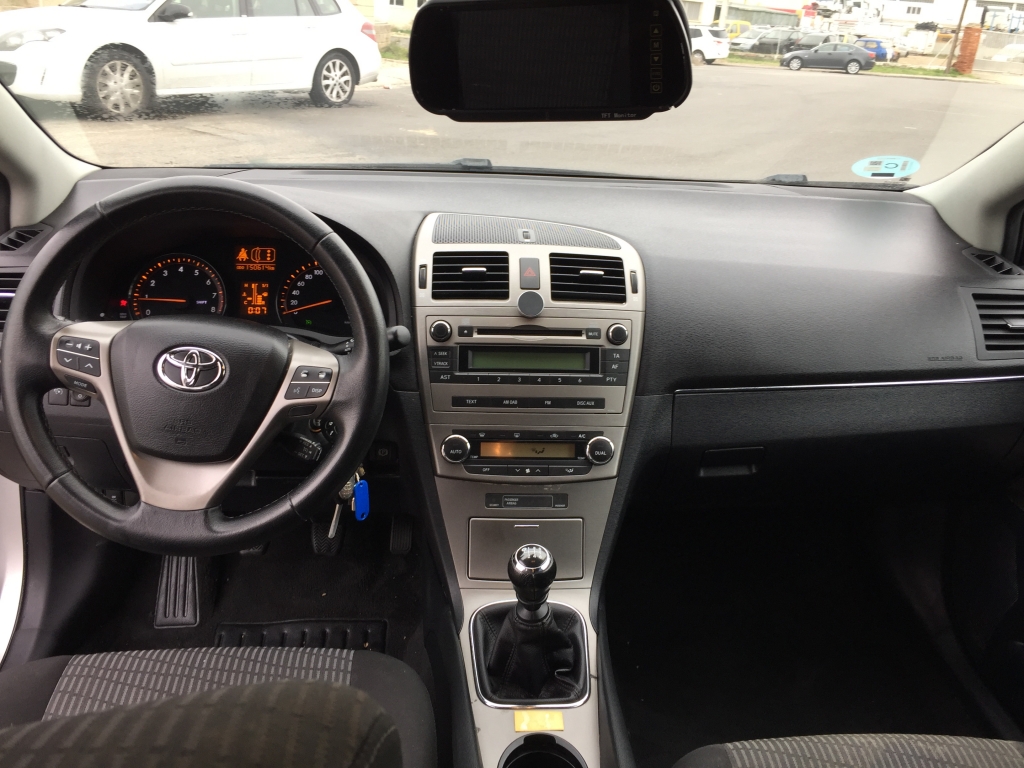 TOYOTA AVENSIS 1.6 INY 132CV