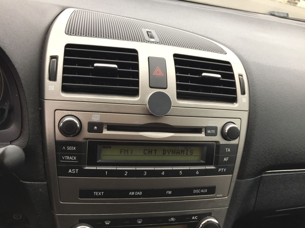 TOYOTA AVENSIS 1.6 INY 132CV