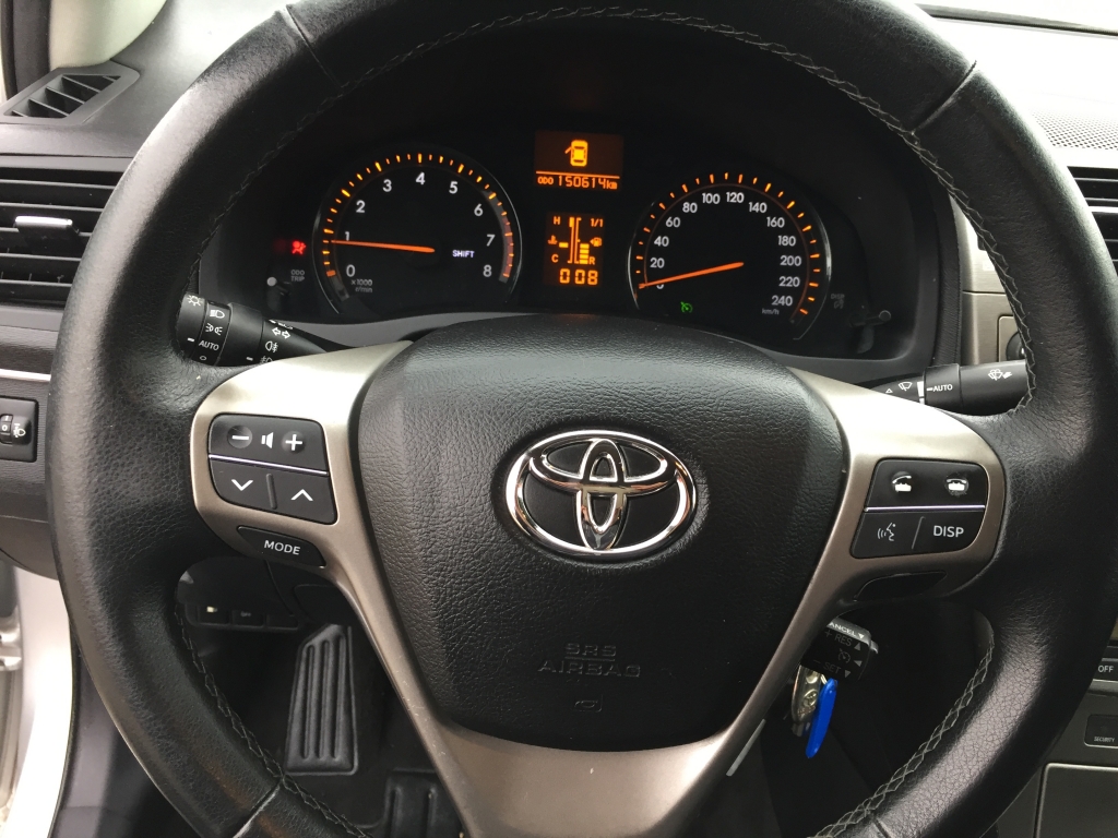 TOYOTA AVENSIS 1.6 INY 132CV