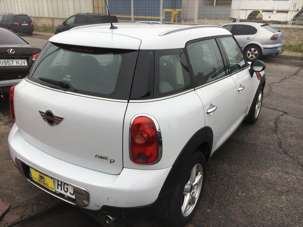 MINI ONE COUNTRYM 1.6 D 90CV
