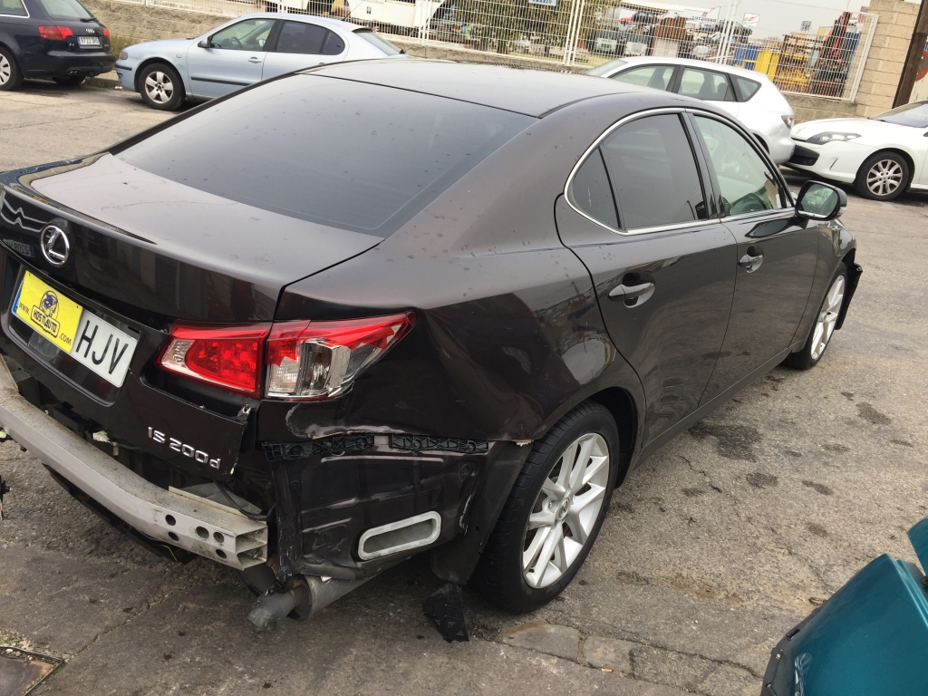 LEXUS IS-200 2.2 D 150CV