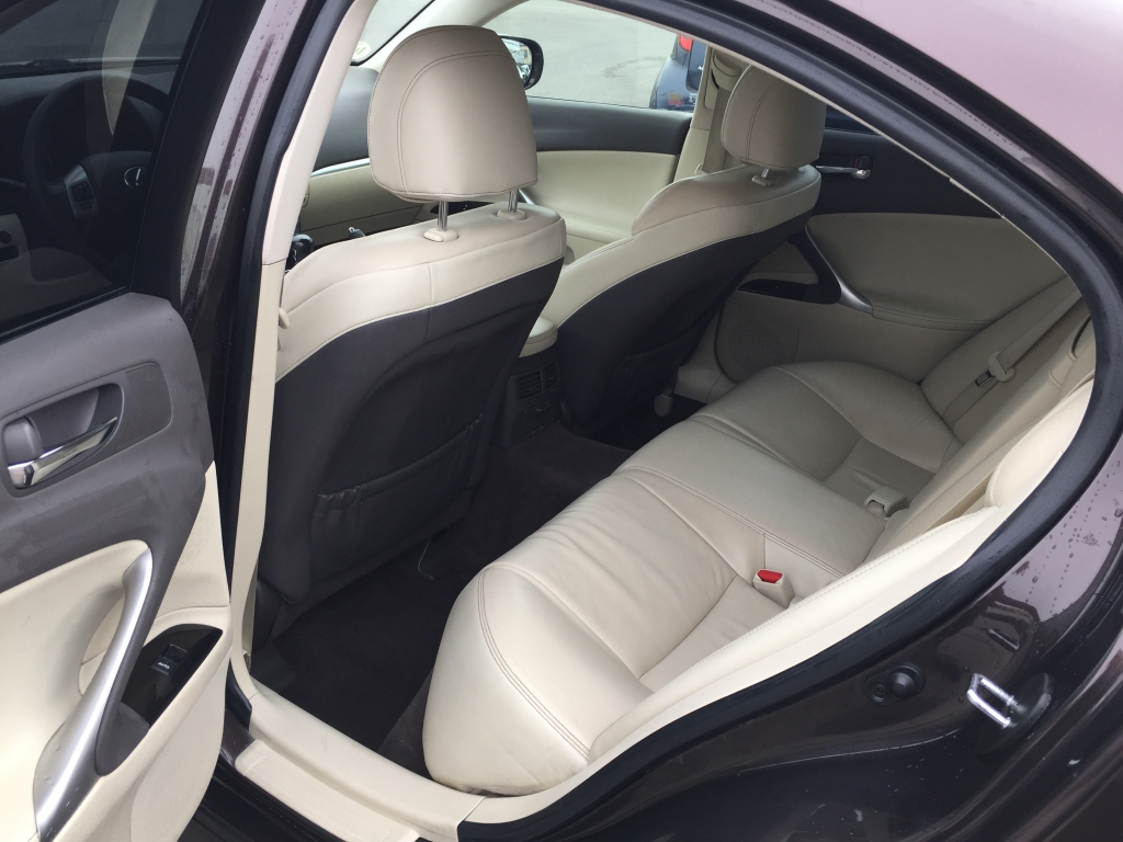 LEXUS IS-200 2.2 D 150CV