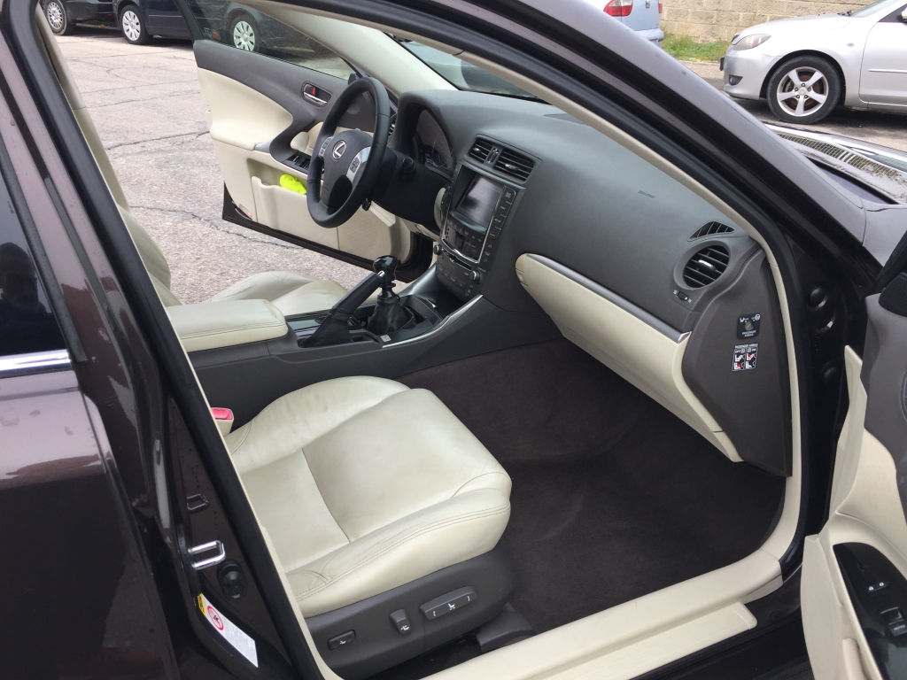LEXUS IS-200 2.2 D 150CV