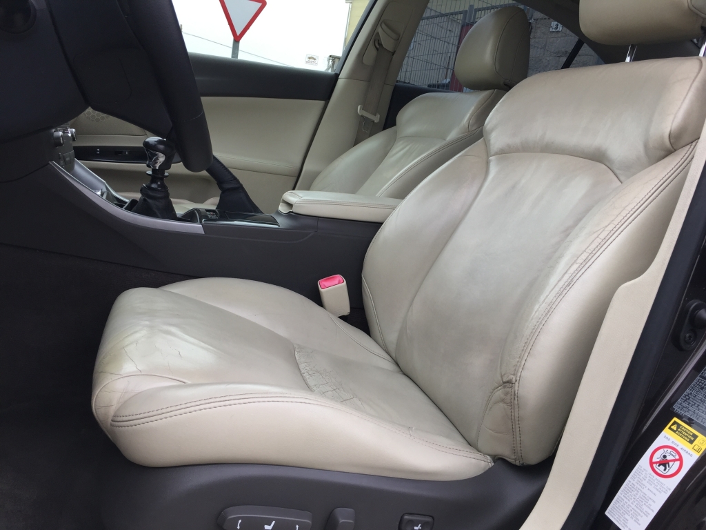LEXUS IS-200 2.2 D 150CV