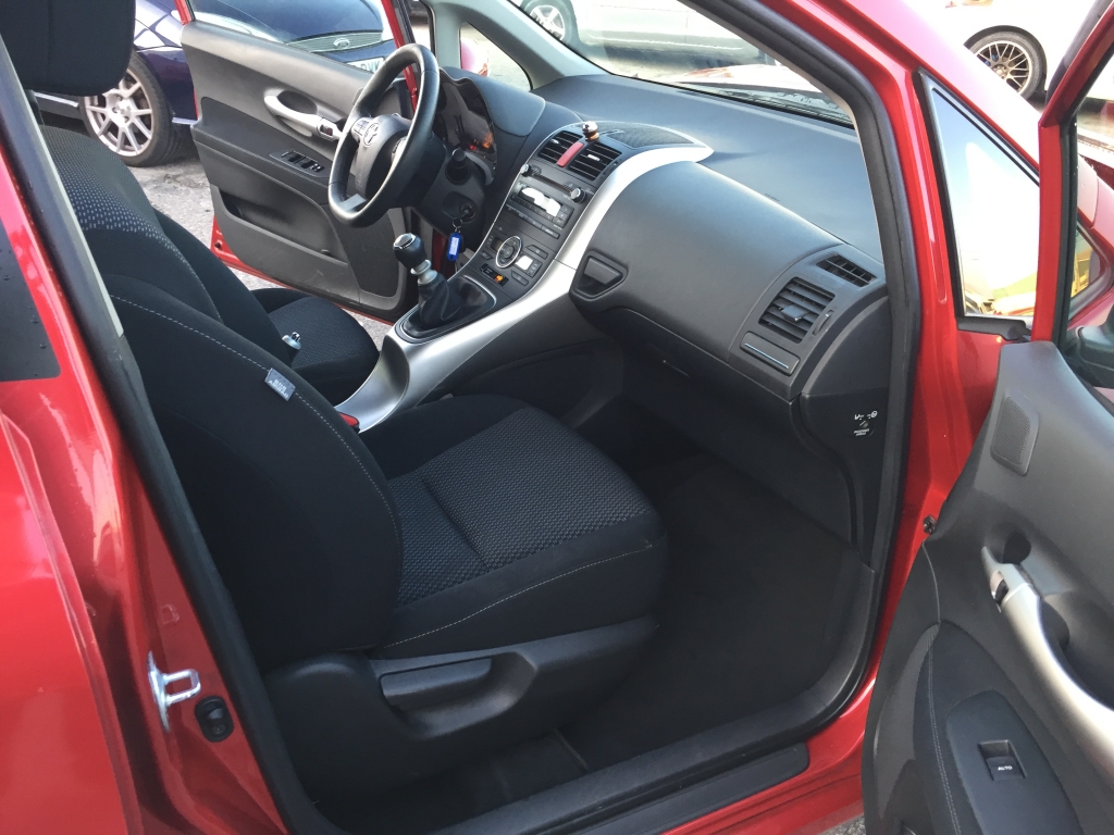 TOYOTA AURIS 1.4 D4D 90CV