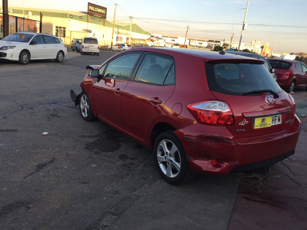 TOYOTA AURIS 1.4 D4D 90CV