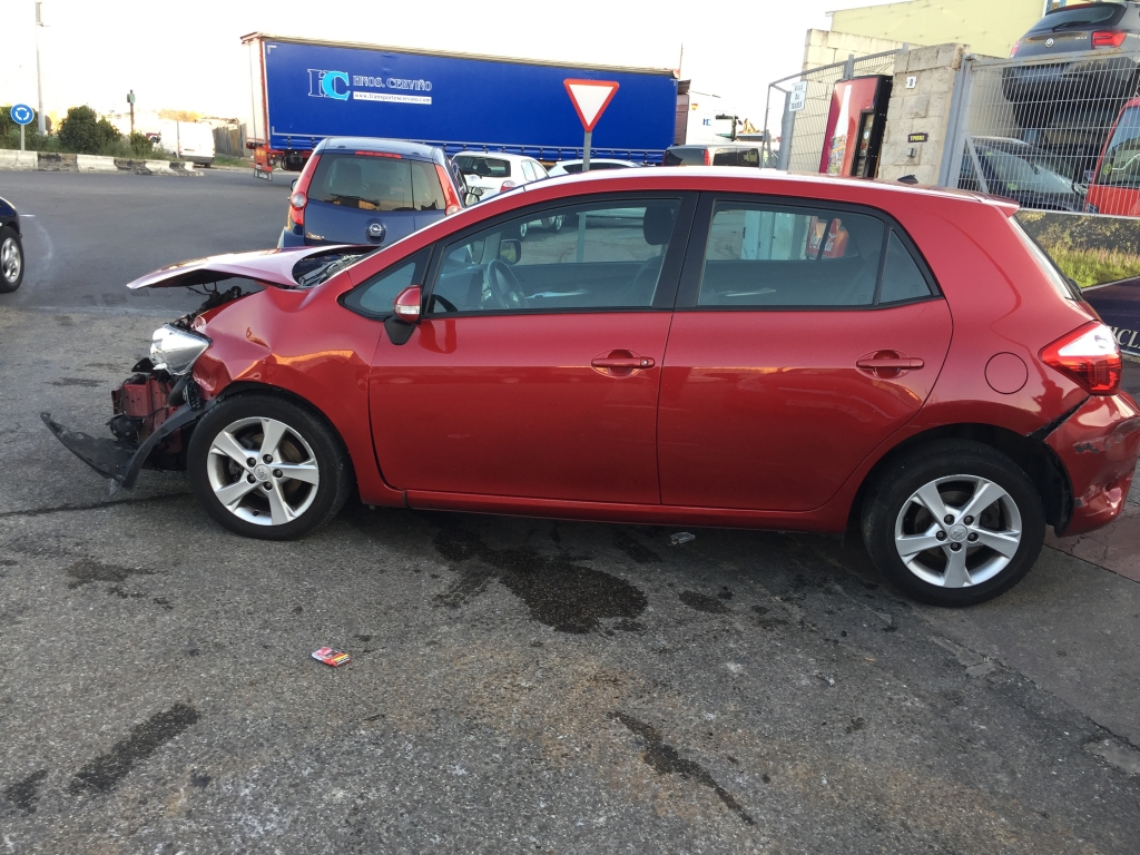 TOYOTA AURIS 1.4 D4D 90CV