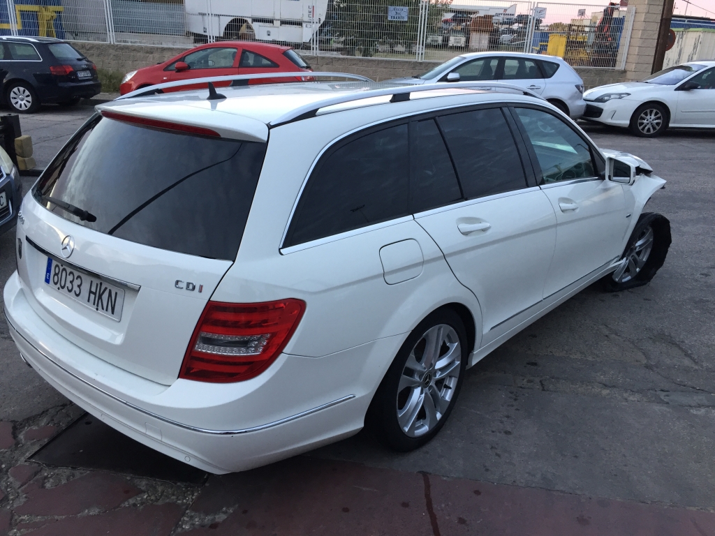 MERCEDES BENZ C-2020D 2.2 CDI 170CV FAMILIAR