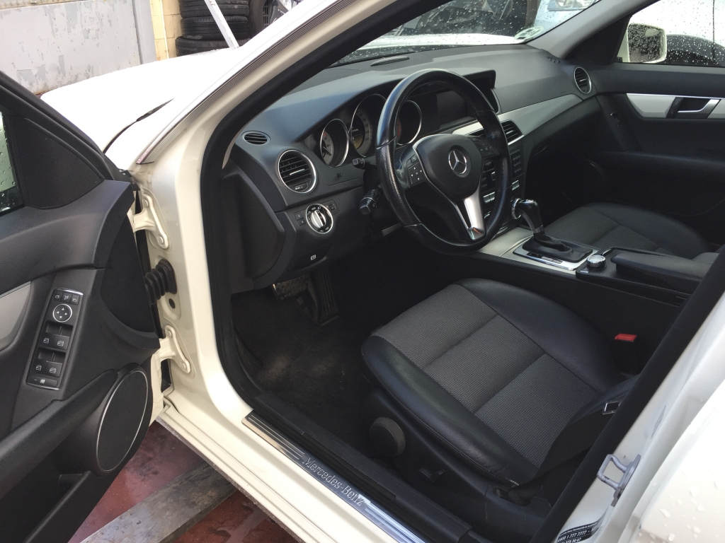 MERCEDES BENZ C-2020D 2.2 CDI 170CV FAMILIAR