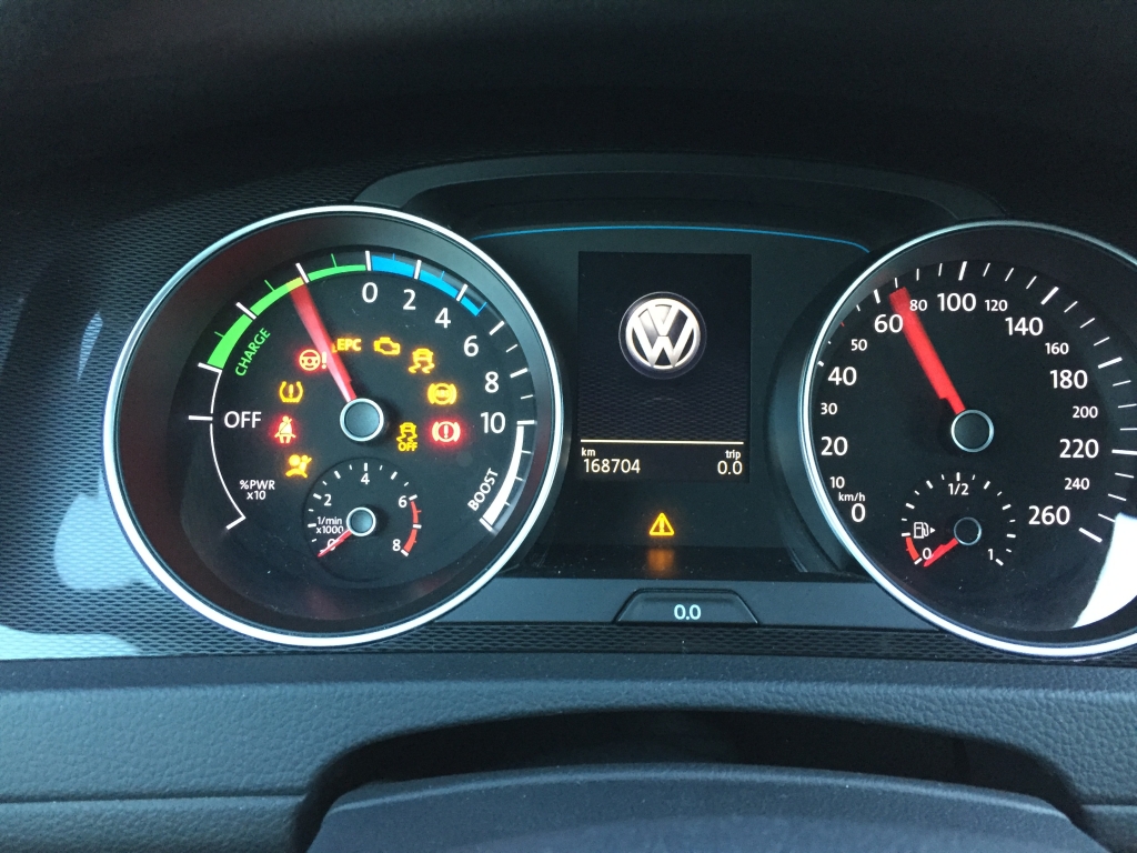 VOLKSWAGEN GOLF VII GTE 1.4 HIBRIDO ENCHUFABLE 204 CV 