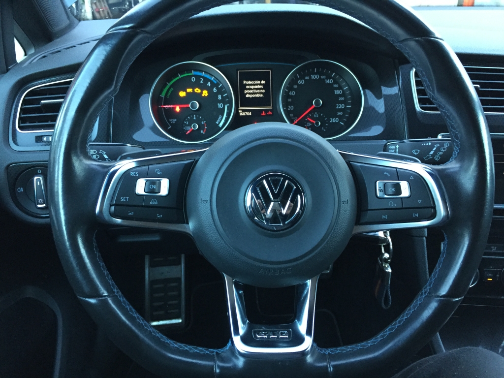 VOLKSWAGEN GOLF VII GTE 1.4 HIBRIDO ENCHUFABLE 204 CV 