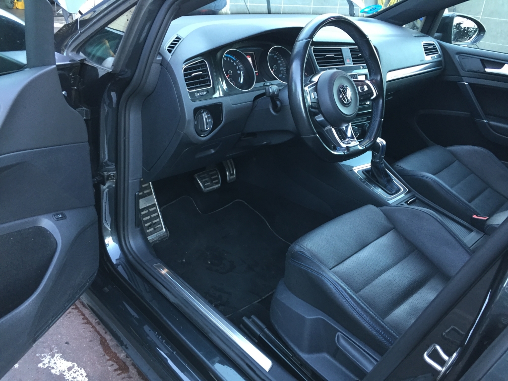 VOLKSWAGEN GOLF VII GTE 1.4 HIBRIDO ENCHUFABLE 204 CV 