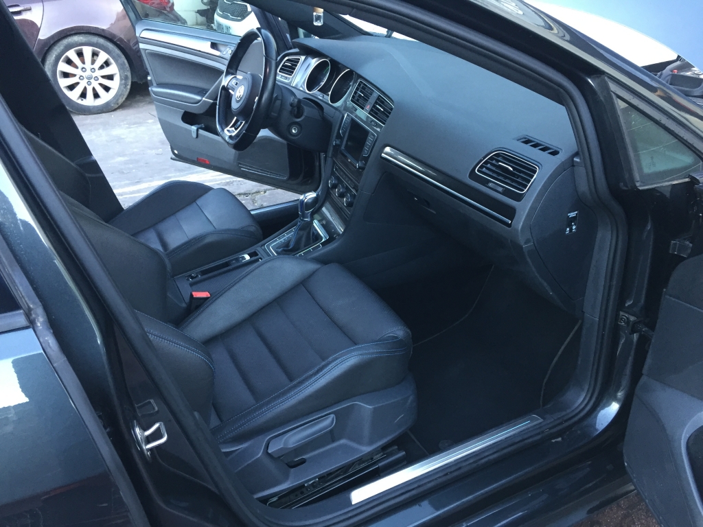 VOLKSWAGEN GOLF VII GTE 1.4 HIBRIDO ENCHUFABLE 204 CV 