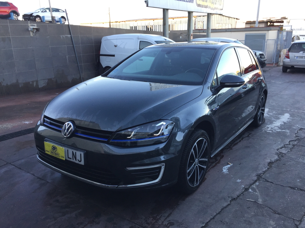 VOLKSWAGEN GOLF VII GTE 1.4 HIBRIDO ENCHUFABLE 204 CV VOLKSWAGEN GOLF VII GTE 1.4 HIBRIDO ENCHUFABLE 204 CV