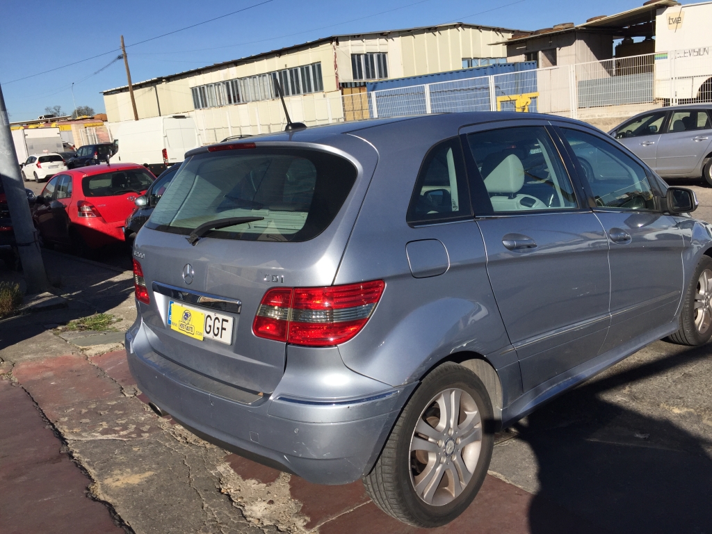 MERCEDES BENZ CLASE B 200 2.0 CDI 140CV AUT