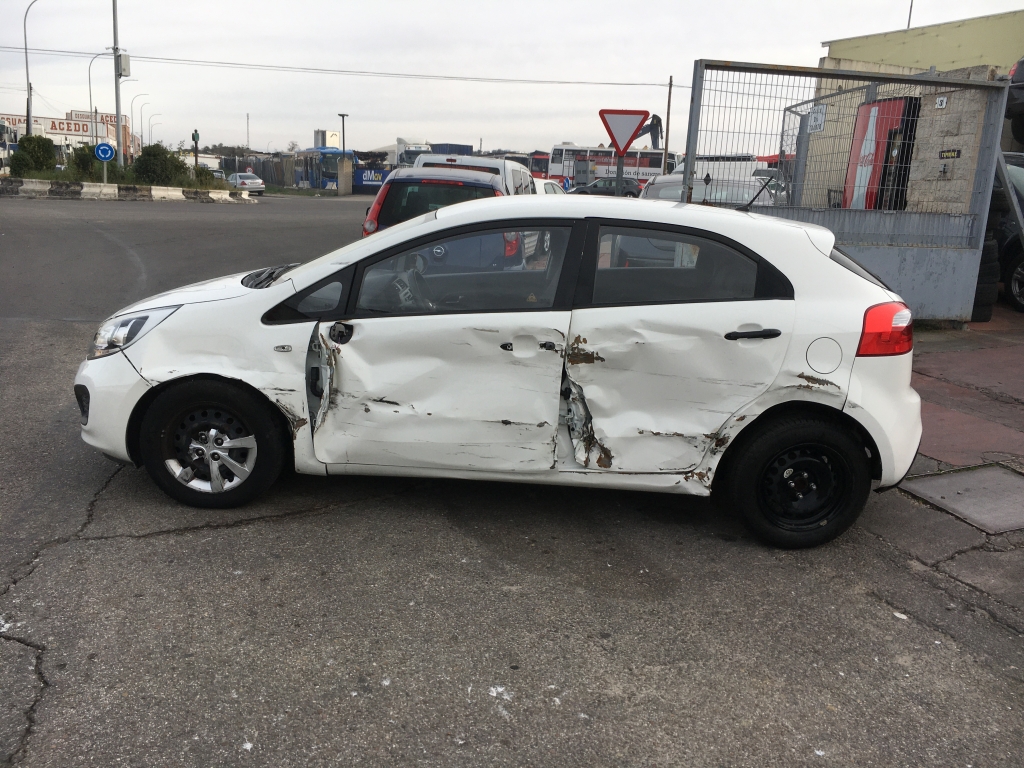 KIA RIO 1.2 INY 85CV