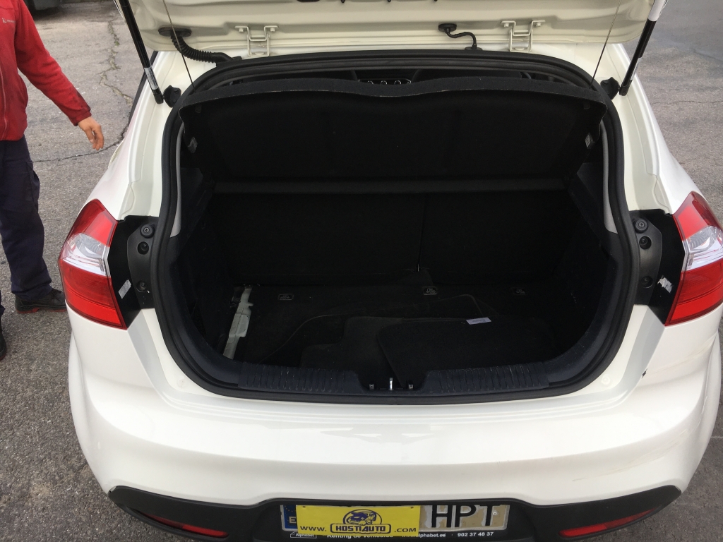 KIA RIO 1.2 INY 85CV
