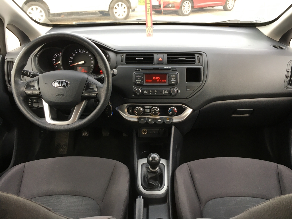 KIA RIO 1.2 INY 85CV