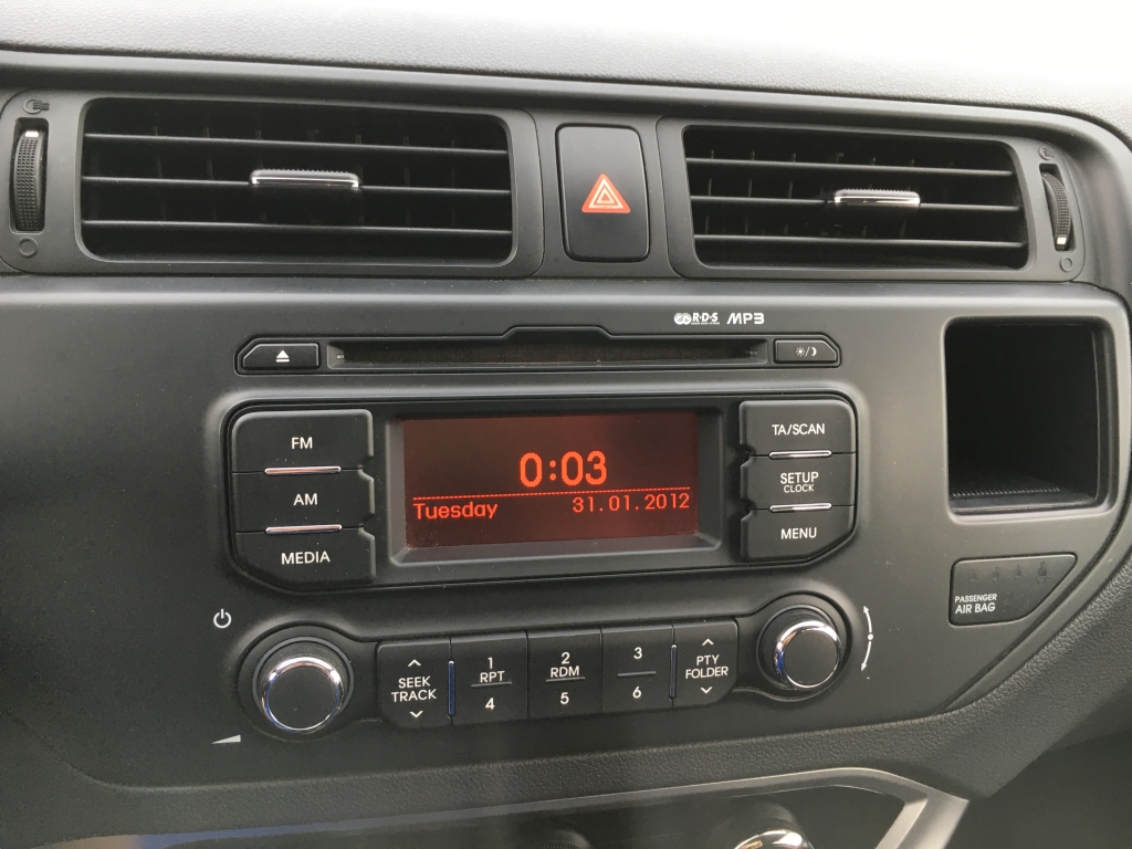 KIA RIO 1.2 INY 85CV