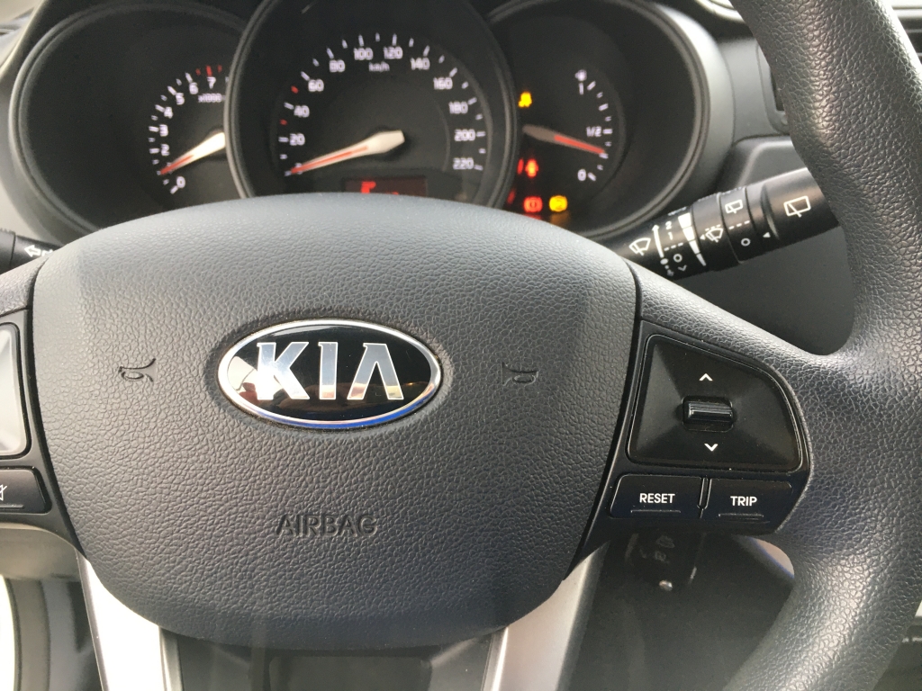 KIA RIO 1.2 INY 85CV